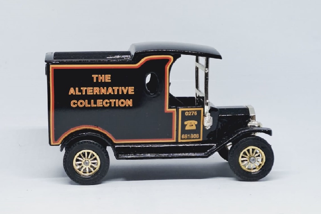 The Alternative Collection- Special AC Collectors Club Model (Creaks of Camberley)